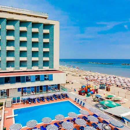 Hotel Majestic Bellaria-Igea Marina Zewnętrze zdjęcie