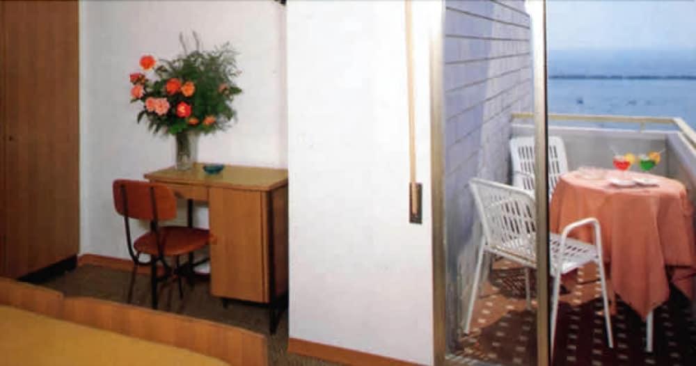 Hotel Majestic Bellaria-Igea Marina Zewnętrze zdjęcie