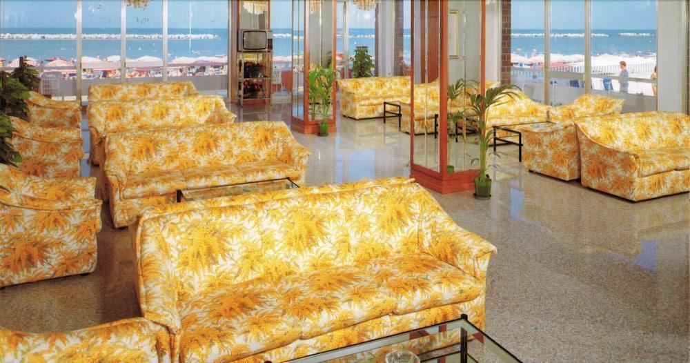 Hotel Majestic Bellaria-Igea Marina Zewnętrze zdjęcie