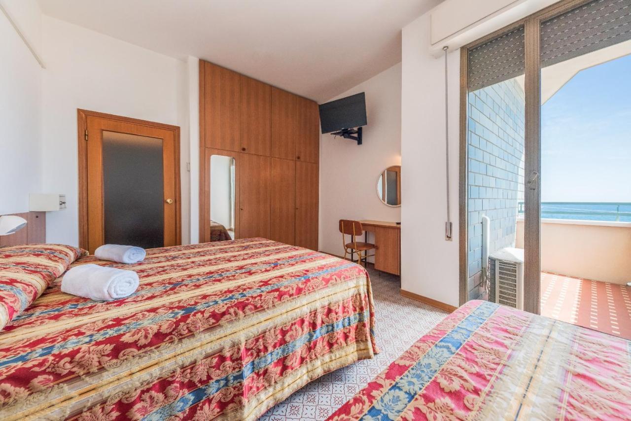 Hotel Majestic Bellaria-Igea Marina Zewnętrze zdjęcie